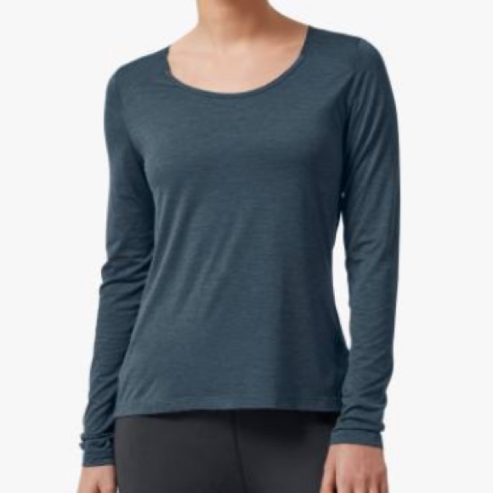 ON performance long sleeve tee